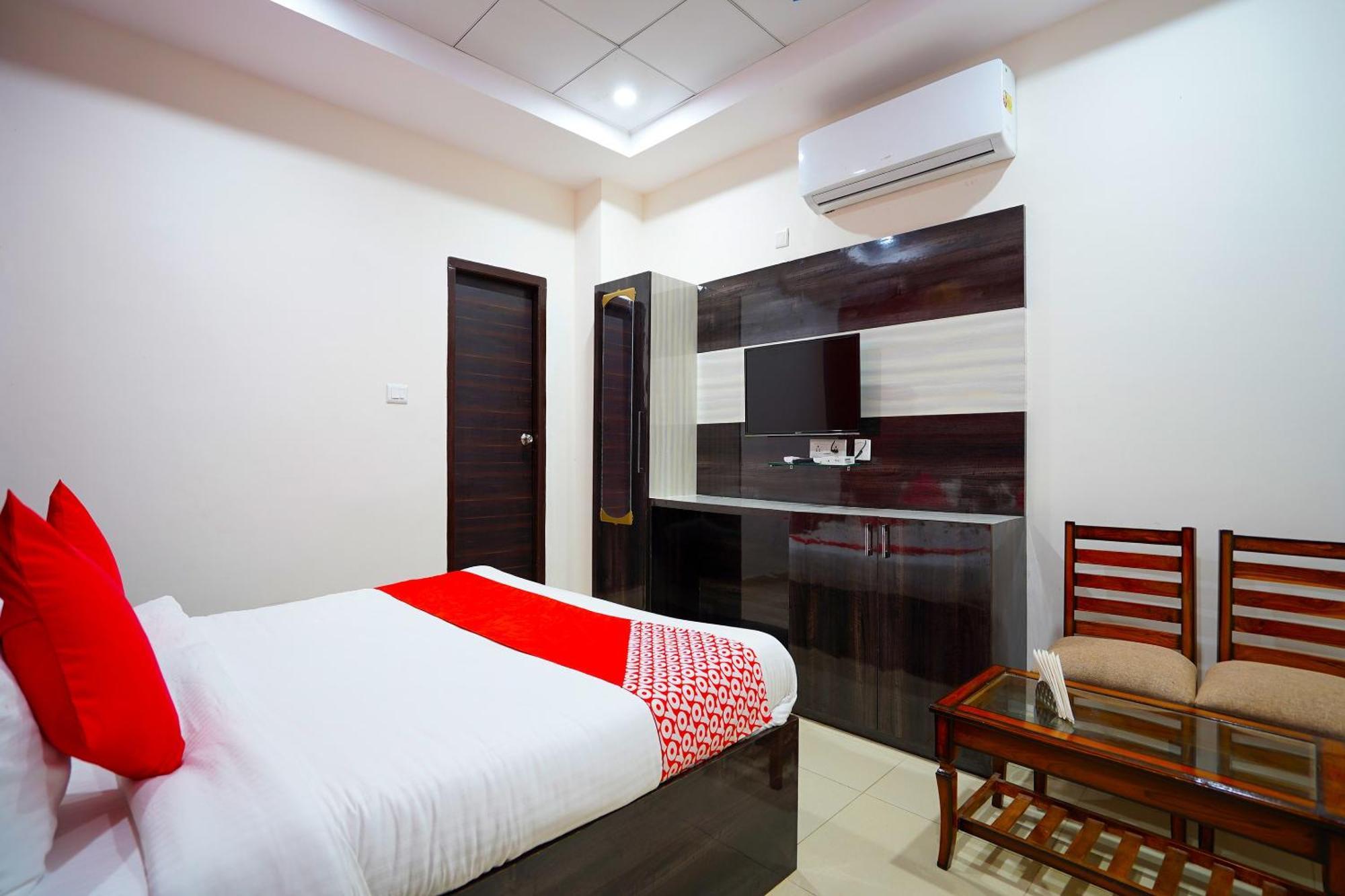 Hotel O H D Hotel Bhiwadi Kültér fotó