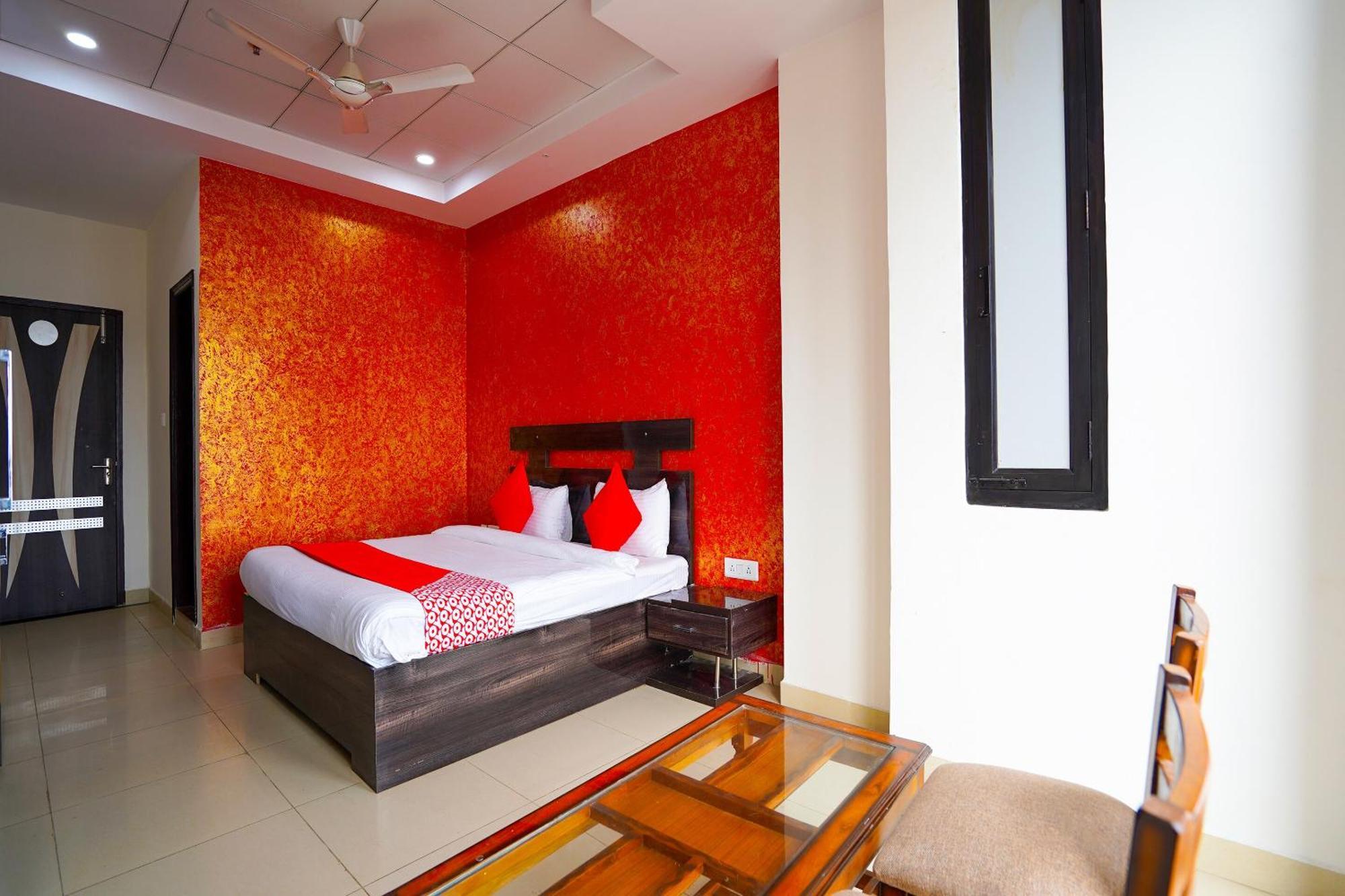 Hotel O H D Hotel Bhiwadi Kültér fotó