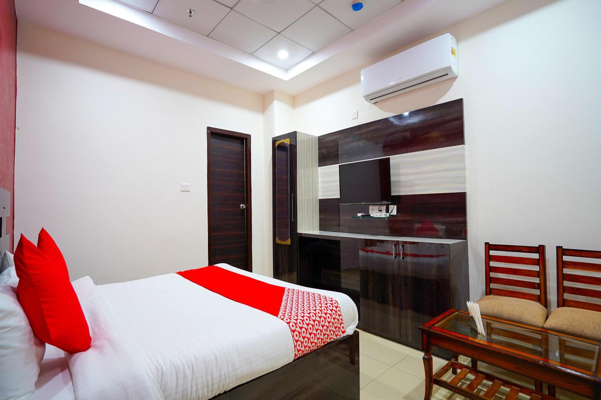 Hotel O H D Hotel Bhiwadi Kültér fotó